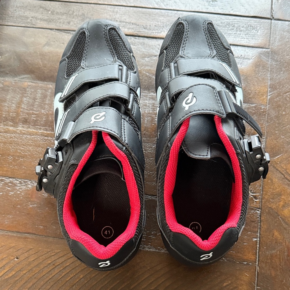 Peloton cycling shoes